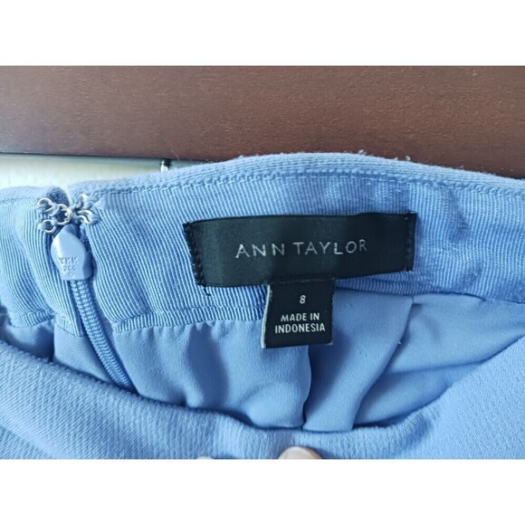 Ann Taylor Career Pencil Skirt Knee Length Lace Slit Back Lavender Size 8 - Picture 3 of 4
